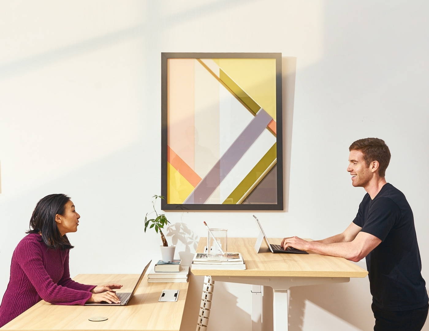 Standing vs. Sitting: Which Is Better in the Office?