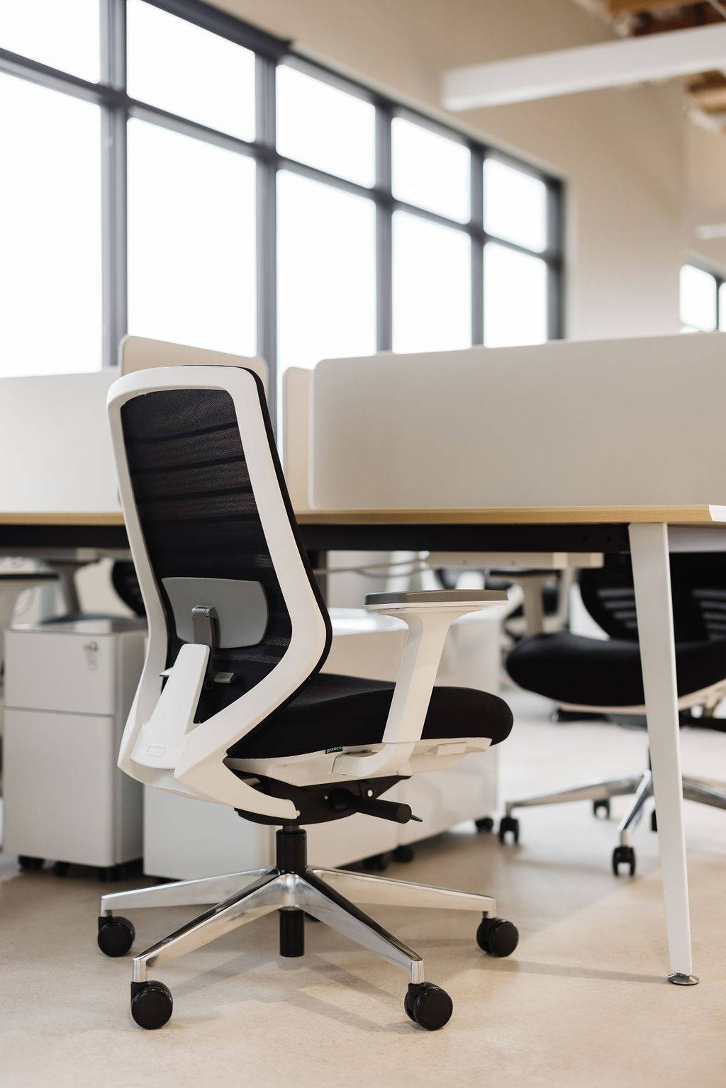 Office Chair Height: Your Complete Guide to a Good Fit