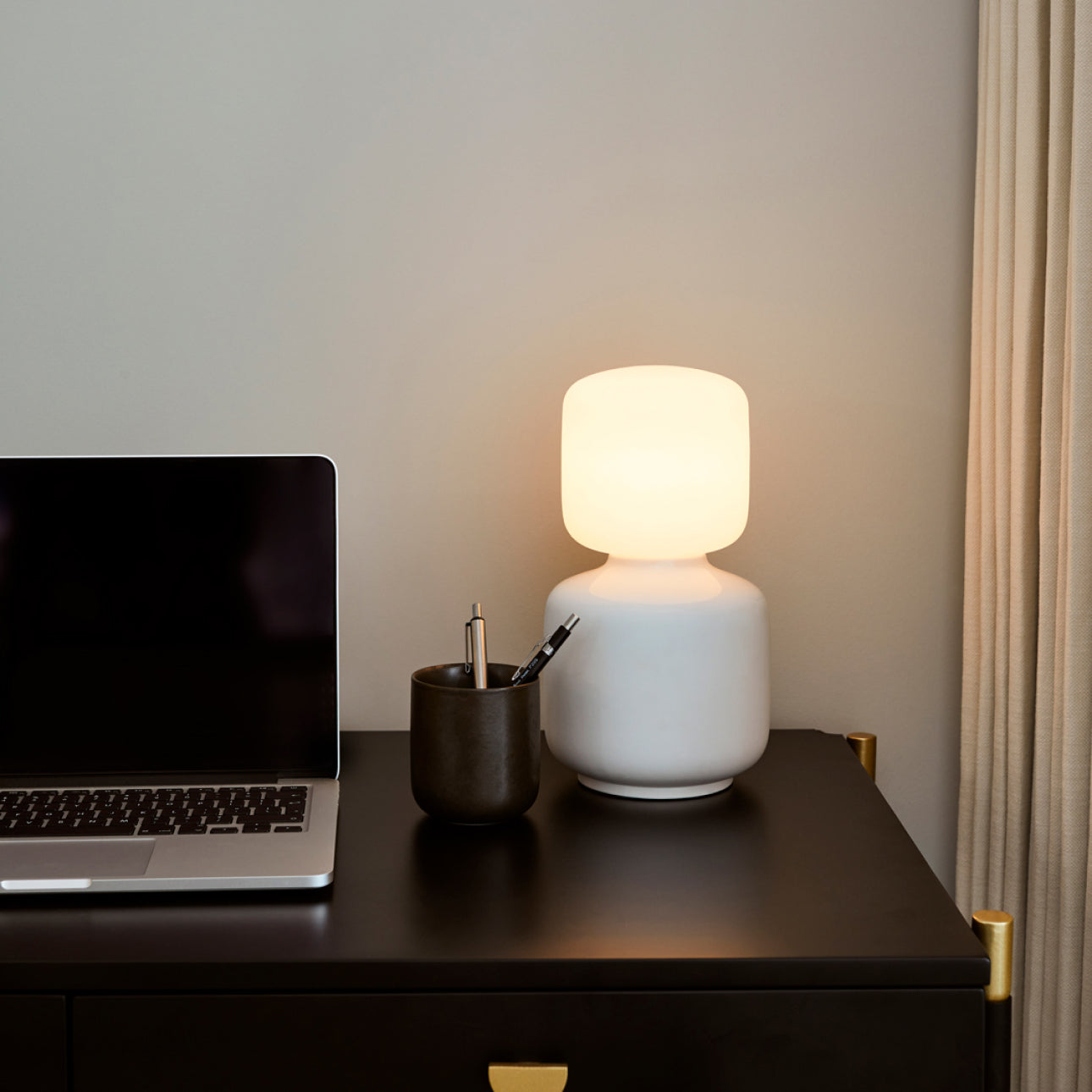 Style:Reflection Oblo Table Lamp;