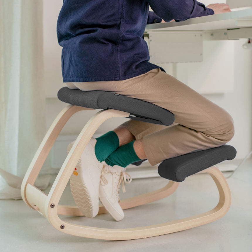 Ergonomic leaning online chair