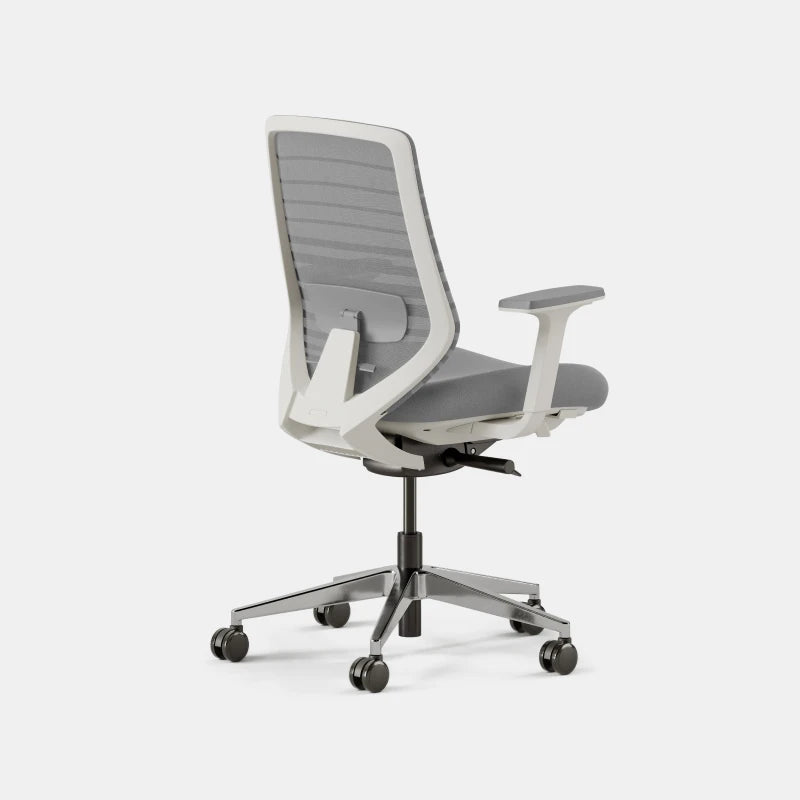 Seat Color:Pebble; Frame Color:White; Size:Standard