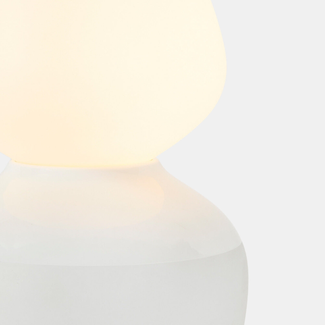 Style:Reflection Enno Table Lamp;