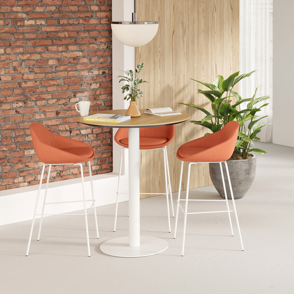 Bistro table 2024 with stools