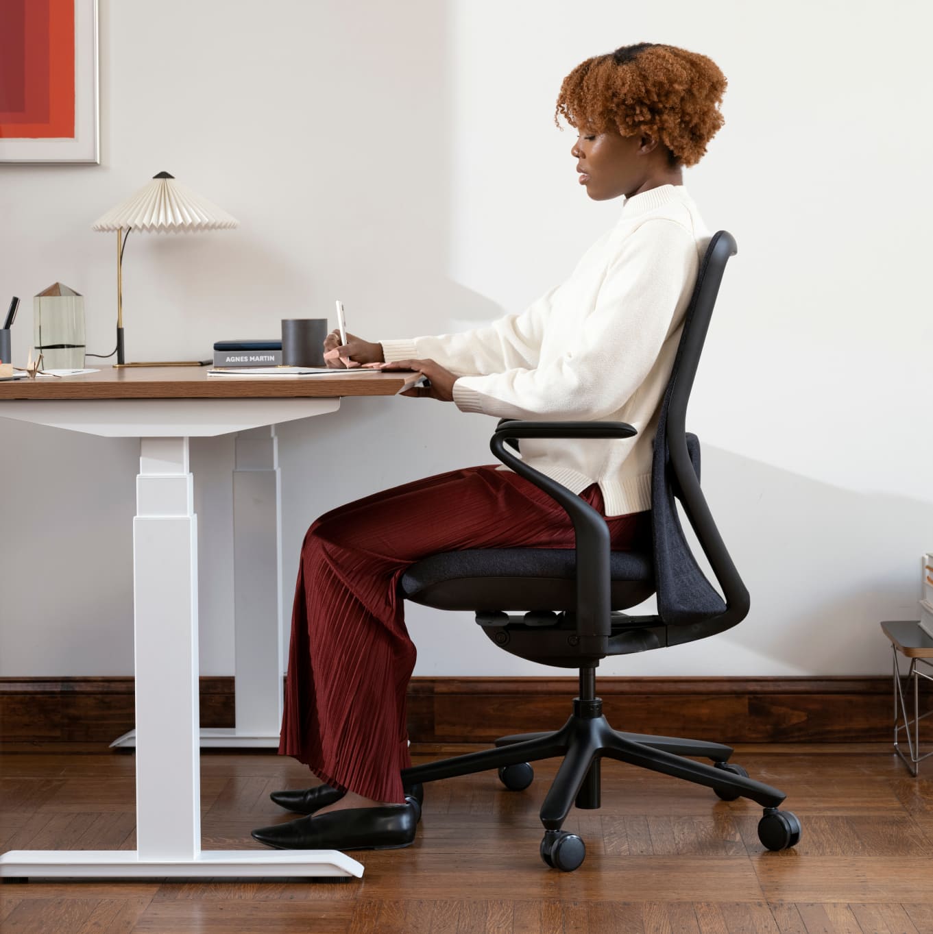 Chair and desk discount ergonomics